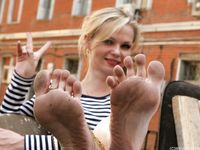 Feet - Daria C - 2012-01-22 Girl in zebra dress