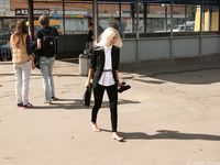 Feet - Daria E - 2012-10-31 Barefoot office girl