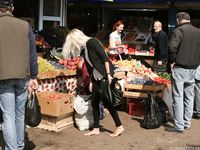 Feet - Daria E - 2012-10-31 Barefoot office girl