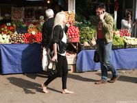 Feet - Daria E - 2012-10-31 Barefoot office girl