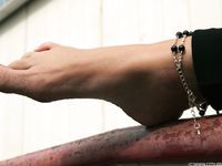 Feet - Daria E - 2012-10-31 Barefoot office girl