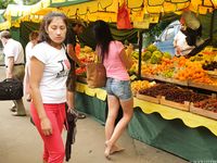 Feet - Daria F - 2013-11-22 Slender beauty in shorts