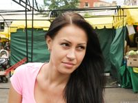 Feet - Daria F - 2013-11-22 Slender beauty in shorts