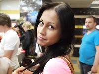 Feet - Daria F - 2013-11-22 Slender beauty in shorts