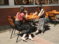 Feet - Daria G + Unknown ginger beauty - 2014-09-18 Barefoot beauty with her friend