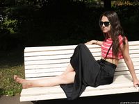 Feet - Daria G + Unknown ginger beauty - 2014-09-18 Barefoot beauty with her friend