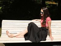 Feet - Daria G + Unknown ginger beauty - 2014-09-18 Barefoot beauty with her friend