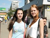 Feet - Daria G + Unknown ginger beauty - 2017-09-01 Two barefoot friends