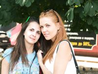 Feet - Daria G + Unknown ginger beauty - 2017-09-01 Two barefoot friends