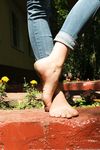 Feet - Daria G + Unknown ginger beauty - 2017-09-01 Two barefoot friends