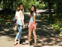 Feet - Daria G + Unknown ginger beauty - 2017-09-01 Two barefoot friends