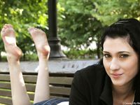 Feet - Dina A - 2010-07-15 Two pretty girls