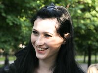 Feet - Dina A - 2010-07-15 Two pretty girls