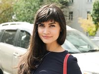 Feet - Dina B - 2014-10-24 Brunette in a business dress