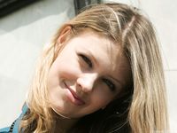 Feet - Ekaterina - 2012-05-21 Blonde in blue dress