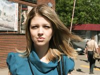 Feet - Ekaterina - 2012-05-21 Blonde in blue dress