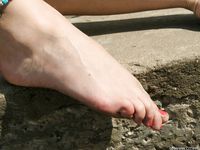 Feet - Ekaterina - 2012-05-21 Blonde in blue dress