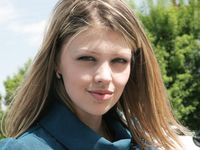 Feet - Ekaterina - 2012-05-21 Blonde in blue dress