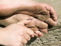 Feet - Ekaterina - 2012-05-21 Blonde in blue dress