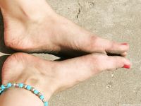 Feet - Ekaterina - 2012-05-21 Blonde in blue dress