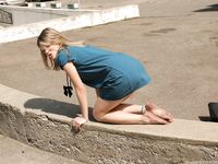 Feet - Ekaterina - 2012-05-21 Blonde in blue dress