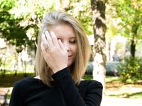 Feet - Ekaterina - 2016-08-08 Blonde in a black dress