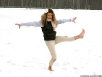 Feet - Ekaterina A - 2012-09-20 Car driver girl