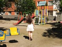 Feet - Ekaterina D - 2016-04-06 Barefoot beauty in a white dress