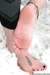 Feet - Elvira - 2011-09-01 Winter barefoot pleasure