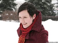 Feet - Elvira - 2011-09-01 Winter barefoot pleasure