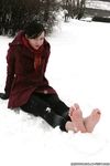 Feet - Elvira - 2011-09-01 Winter barefoot pleasure