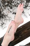 Feet - Elvira - 2011-09-01 Winter barefoot pleasure