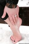 Feet - Elvira - 2011-09-01 Winter barefoot pleasure