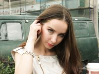 Feet - Galina - 2013-12-28 City life