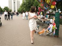 Feet - Galina - 2013-12-28 City life