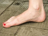 Feet - Galina - 2013-12-28 City life