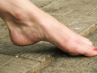 Feet - Galina - 2013-12-28 City life