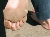 Feet - Galya - 2012-07-15 Barefoot in blue jeans