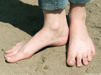 Feet - Galya - 2012-07-15 Barefoot in blue jeans