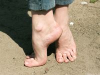 Feet - Galya - 2012-07-15 Barefoot in blue jeans