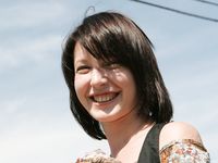 Feet - Galya - 2012-07-15 Barefoot in blue jeans