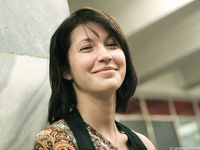 Feet - Galya - 2012-07-15 Barefoot in blue jeans