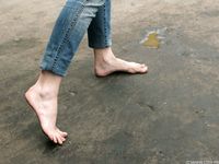 Feet - Galya - 2012-07-15 Barefoot in blue jeans
