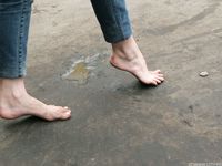 Feet - Galya - 2012-07-15 Barefoot in blue jeans