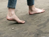 Feet - Galya - 2012-07-15 Barefoot in blue jeans