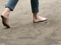 Feet - Galya - 2012-07-15 Barefoot in blue jeans