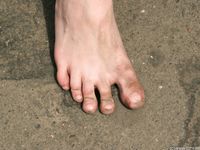Feet - Galya - 2012-07-15 Barefoot in blue jeans