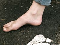 Feet - Galya - 2012-07-15 Barefoot in blue jeans