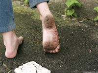 Feet - Galya - 2012-07-15 Barefoot in blue jeans