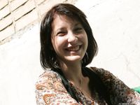 Feet - Galya - 2012-07-15 Barefoot in blue jeans